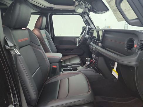 New 2026 Jeep Wrangler Unlimited Rubicon AWD/4WD image 31