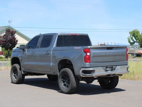 Used 2019 Chevrolet Silverado 1500 LT w/ All-Star Edition AWD/4WD image 3