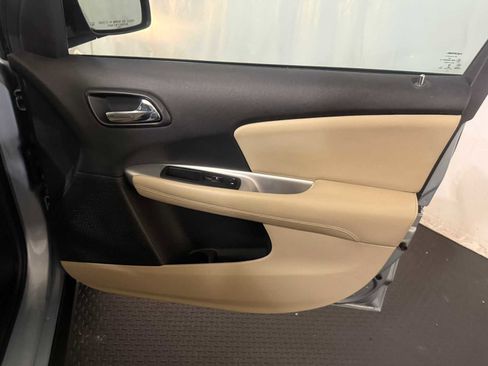 Used 2013 Dodge Journey American Value Package w/ Flexible Seating Group image 28