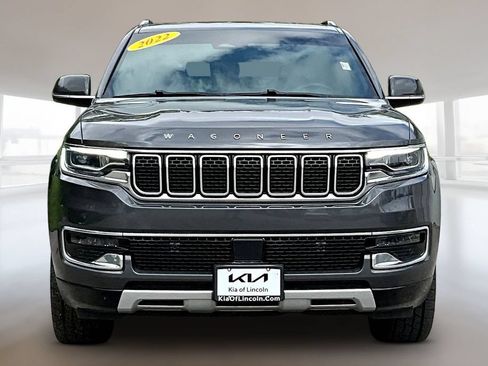 Used 2022 Jeep Wagoneer Series II w/ Premium Group I RWD image 2