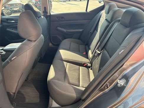 Used 2024 Nissan Altima 2.5 SV image 15