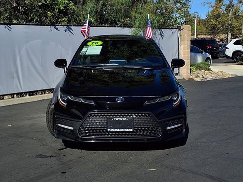 Used 2020 Toyota Corolla SE image 2