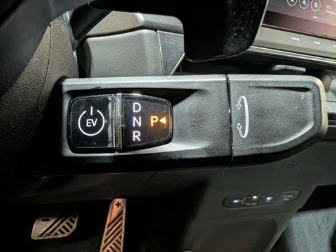 Used 2024 Kia EV9 GT-Line AWD/4WD image 22