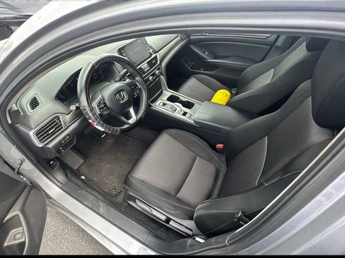 Used 2018 Honda Accord Hybrid image 3