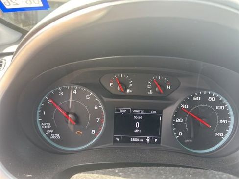 Used 2023 Chevrolet Malibu LT image 4