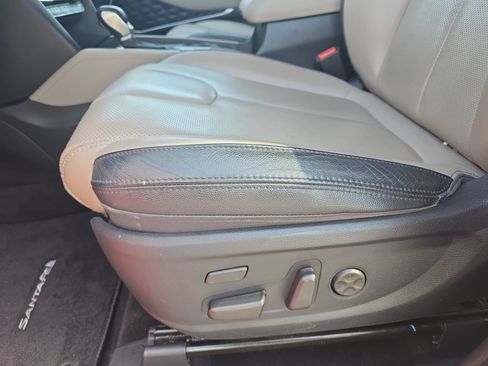 Used 2020 Hyundai Santa Fe Limited FWD image 28
