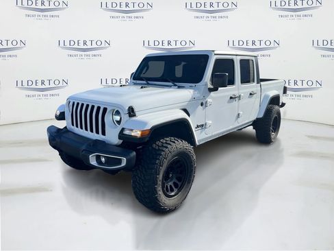 Used 2022 Jeep Gladiator Sport image 1