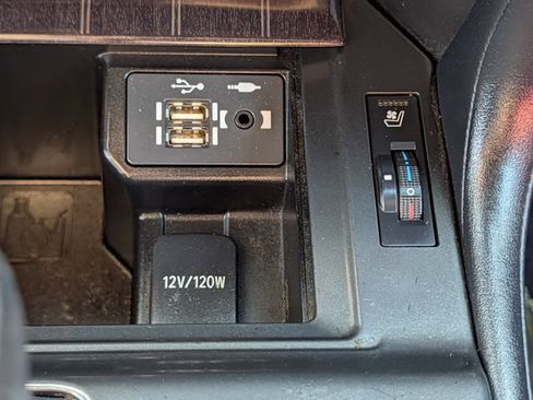 Used 2023 Lexus GX 460 Premium w/ Premium Package AWD/4WD image 17
