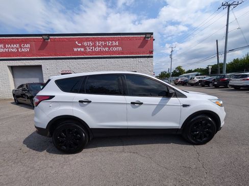 Used 2017 Ford Escape S FWD image 5