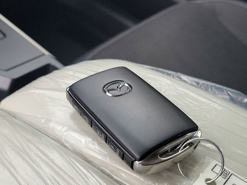 New 2026 MAZDA CX-5 Preferred AWD/4WD image 32
