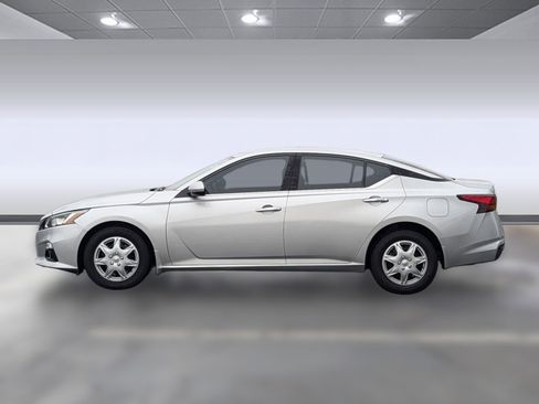 Used 2020 Nissan Altima 2.5 S image 2