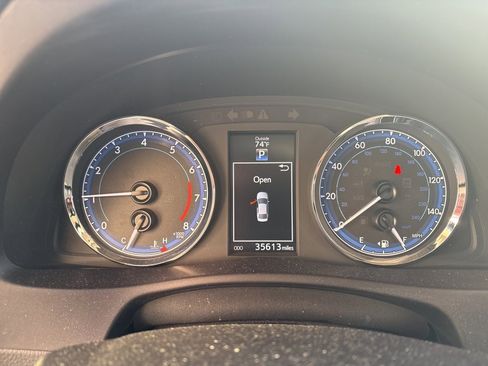 Used 2017 Toyota Corolla L image 12