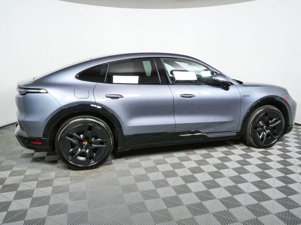 New 2026 Porsche Cayenne S AWD/4WD image 30