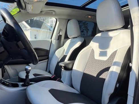 Used 2020 Jeep Compass Latitude w/ Popular Equipment Group image 10