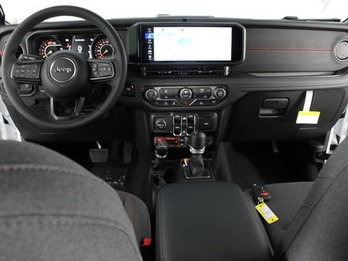 New 2026 Jeep Wrangler Unlimited Rubicon AWD/4WD image 9