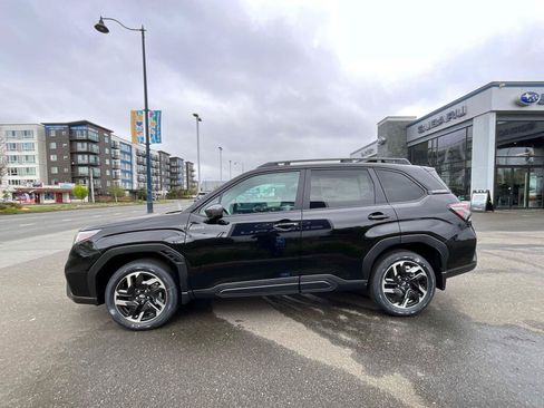 New 2026 Subaru Forester Touring AWD/4WD image 5