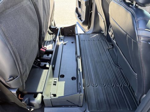 Used 2022 Ford F350 Platinum image 18