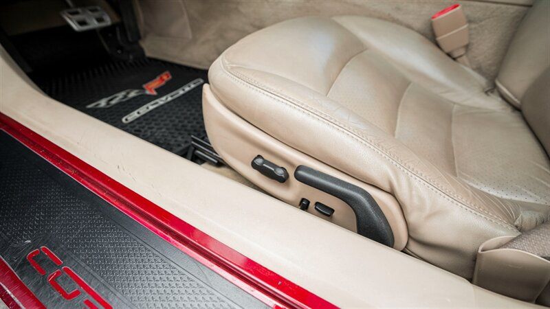 Used 2007 Chevrolet Corvette Coupe w/ Preferred Equipment Group RWD image 27