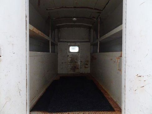 Used 2014 GMC Savana 3500 image 11