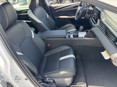New 2026 Toyota Camry SE FWD image 8