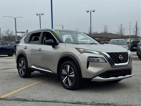 Used 2022 Nissan Rogue Platinum w/ Head-Up Display Package image 2