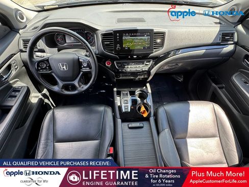 Used 2019 Honda Pilot Touring image 16