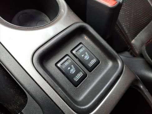 Used 2013 Nissan Juke SL w/ Midnight Edition image 14