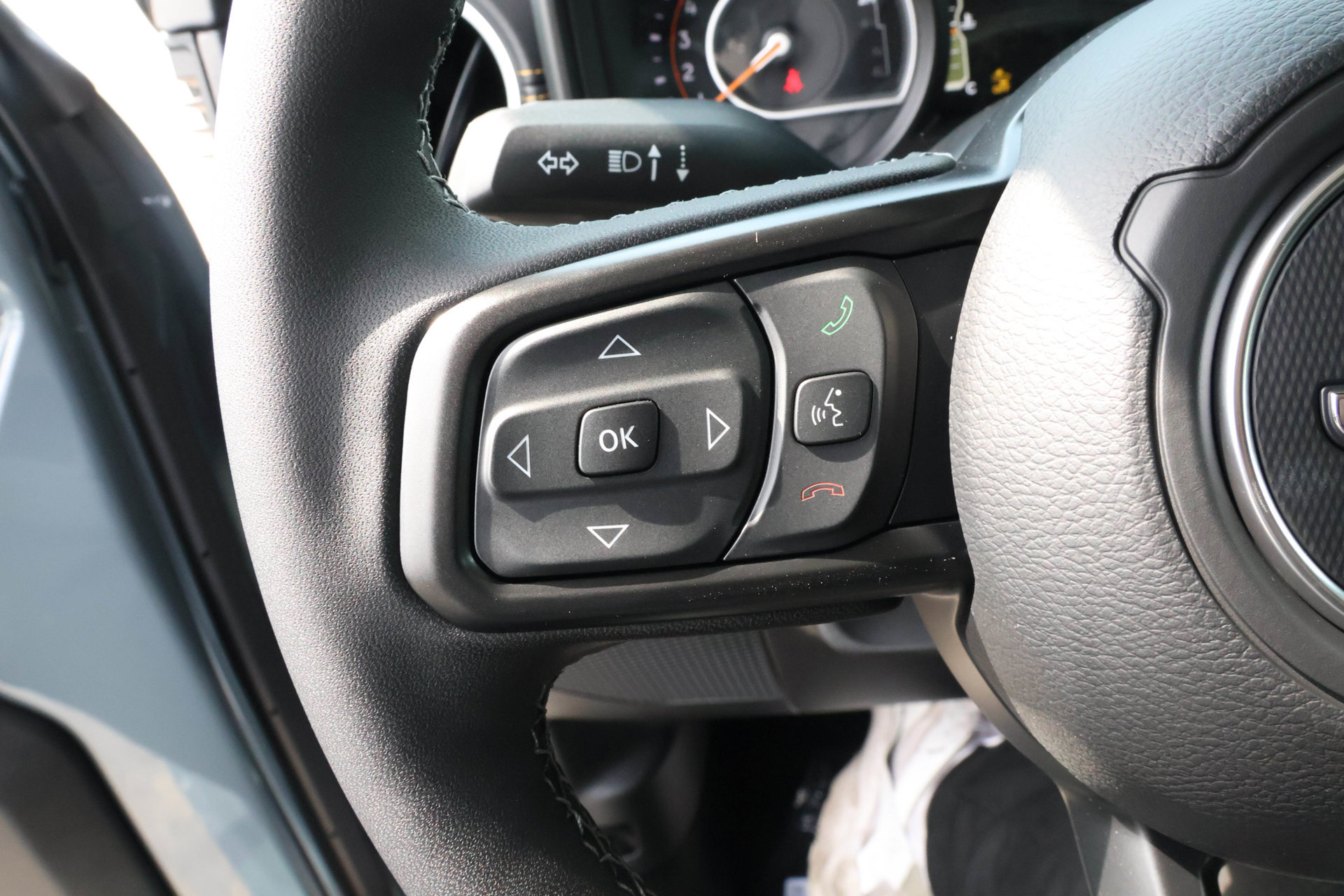 New 2026 Jeep Gladiator Sport AWD/4WD image 31