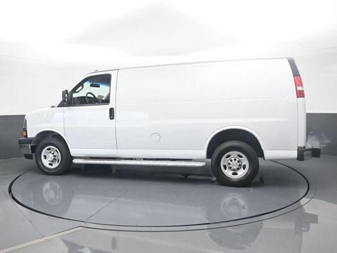 Used 2024 Chevrolet Express 2500 w/ Driver Convenience Package image 3