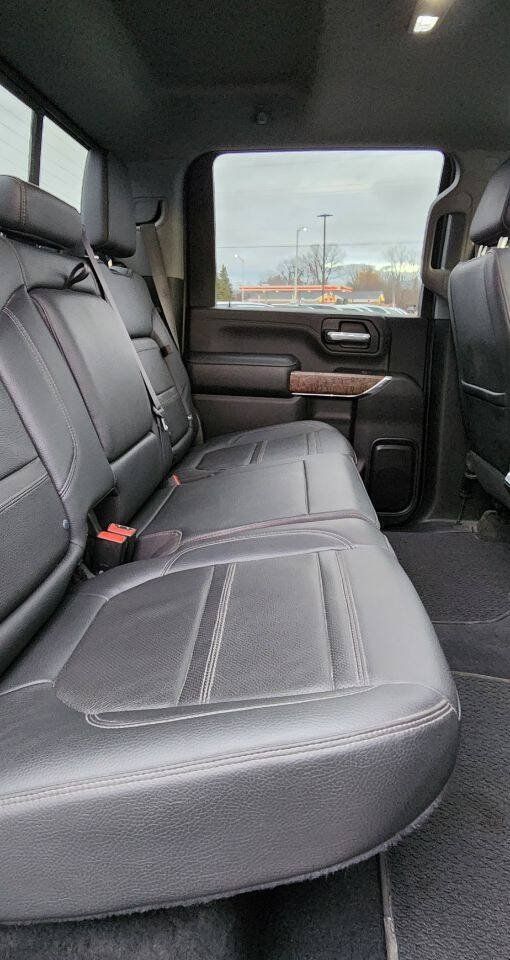 Used 2022 GMC Sierra 2500 Denali AWD/4WD image 17