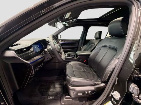 Used 2023 Jeep Grand Cherokee L Overland image 19