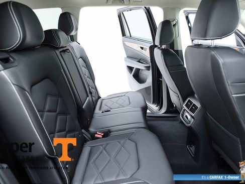 Used 2025 Volkswagen Atlas SE w/ Panoramic Sunroof Package image 78