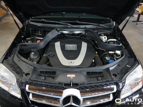 Used 2010 Mercedes-Benz GLK 350 4MATIC image 8
