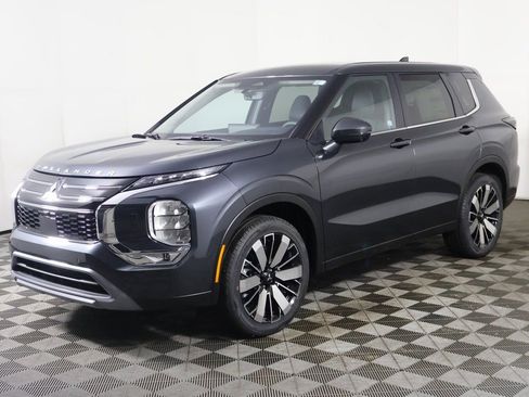 New 2026 Mitsubishi Outlander SE AWD/4WD image 9