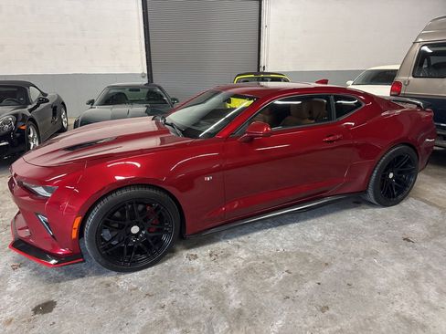 Used 2016 Chevrolet Camaro SS image 14