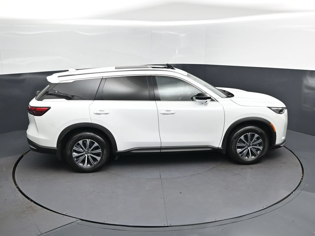 Used 2026 INFINITI QX60 Pure w/ Cargo Package FWD image 36
