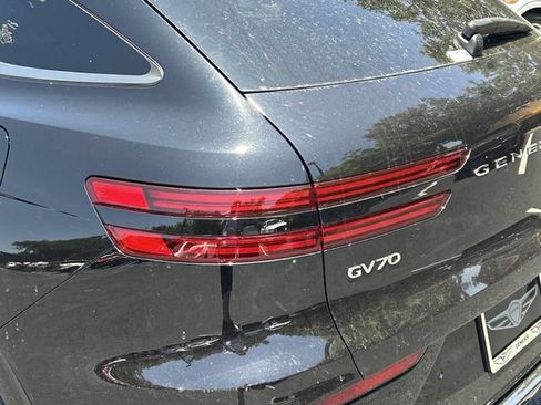 Used 2026 Genesis GV70 3.5T Sport Prestige AWD/4WD image 15