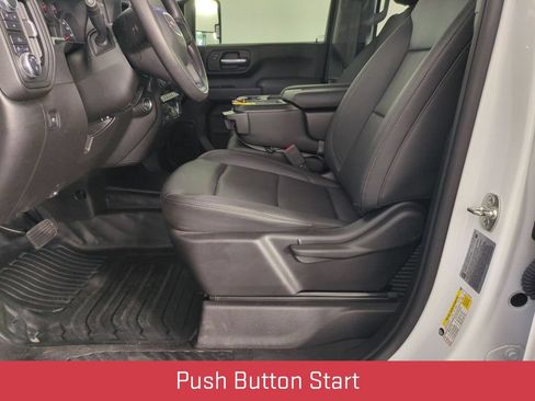 Certified 2025 GMC Sierra 2500 Pro w/ Convenience Package AWD/4WD image 15