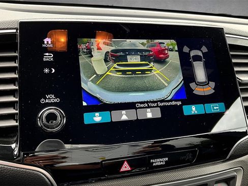 Used 2022 Honda Passport TrailSport image 13