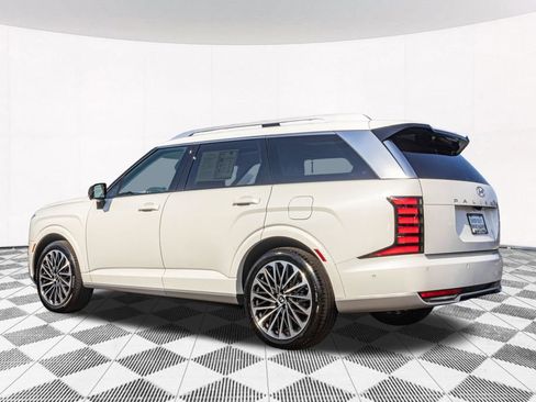 Used 2026 Hyundai Palisade Calligraphy FWD image 8