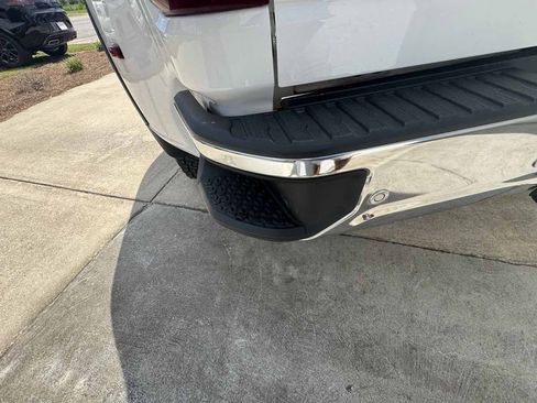 Used 2024 Chevrolet Silverado 3500 LTZ w/ LTZ Plus Package AWD/4WD image 20