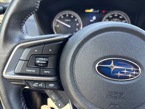 Used 2023 Subaru Forester Premium AWD/4WD image 18