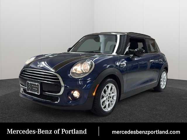 Used 2017 MINI Cooper 2-Door Hardtop FWD image 1