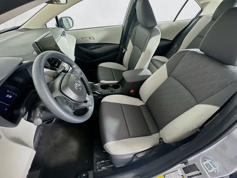Used 2026 Toyota Corolla LE image 13