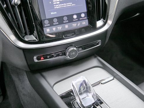 New 2026 Volvo V60 B5 Cross Country Ultra w/ Climate Package image 15