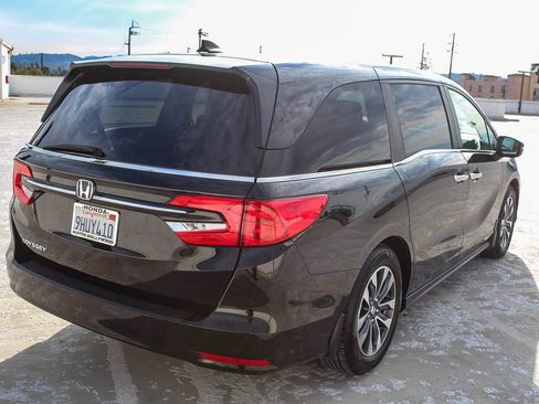 Certified 2023 Honda Odyssey EX-L image 6