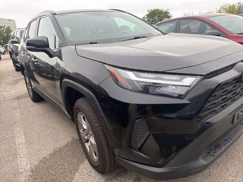 Used 2024 Toyota RAV4 XLE image 3