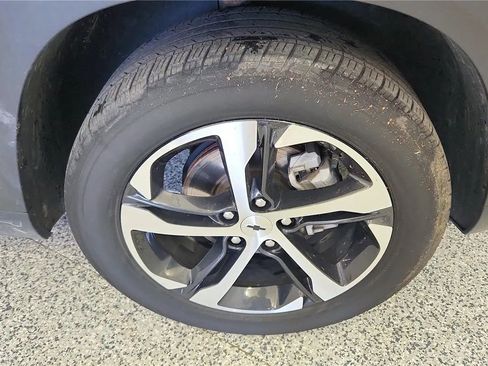 Used 2024 Chevrolet Trax RS w/ Driver Confidence Package FWD image 13