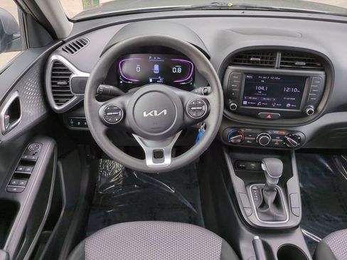 Certified 2024 Kia Soul LX w/ Option Group 015 image 15