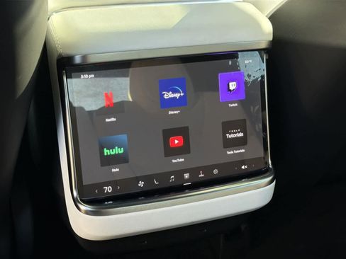 Used 2023 Tesla Model S Plaid image 30